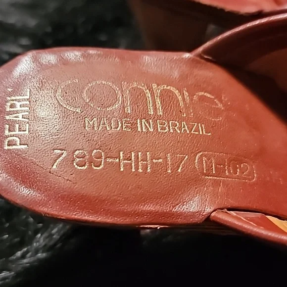 Connie Women's Red Heeled Mules. Lightly Used. Size 8M. - Picture 2 of 8